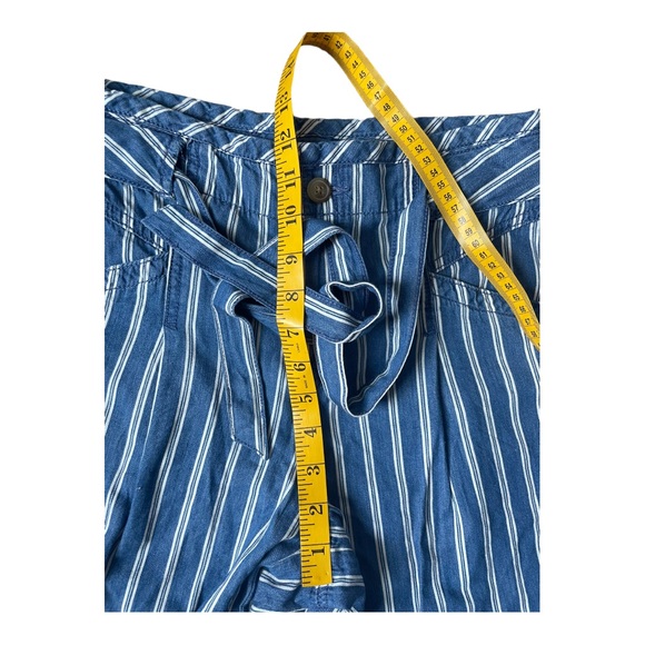 AMERICAN EAGLE Stripped Wide Leg High Rise Jeans Size 4 - Picture 9 of 11